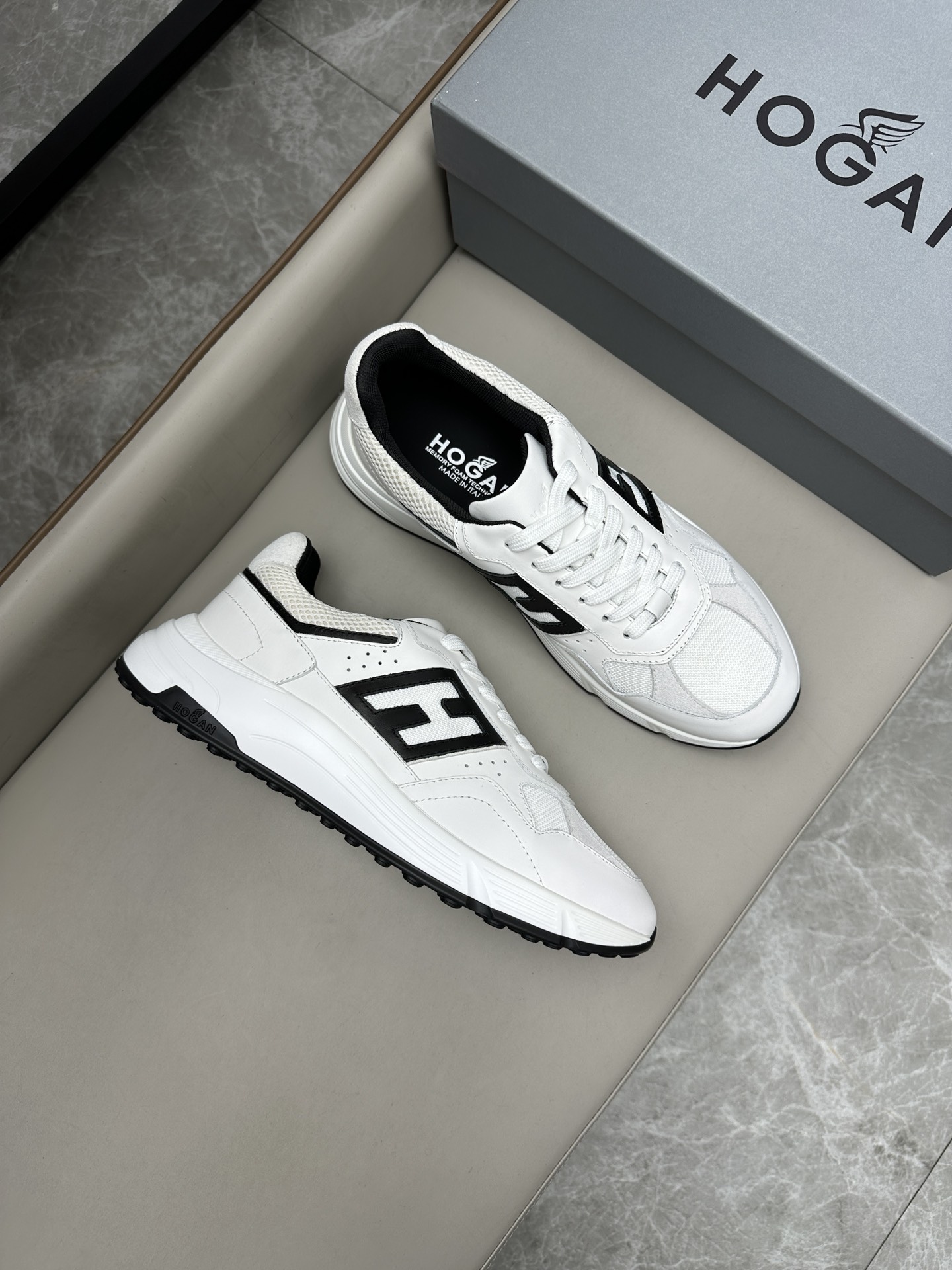 호간 Hogan 스니커즈
