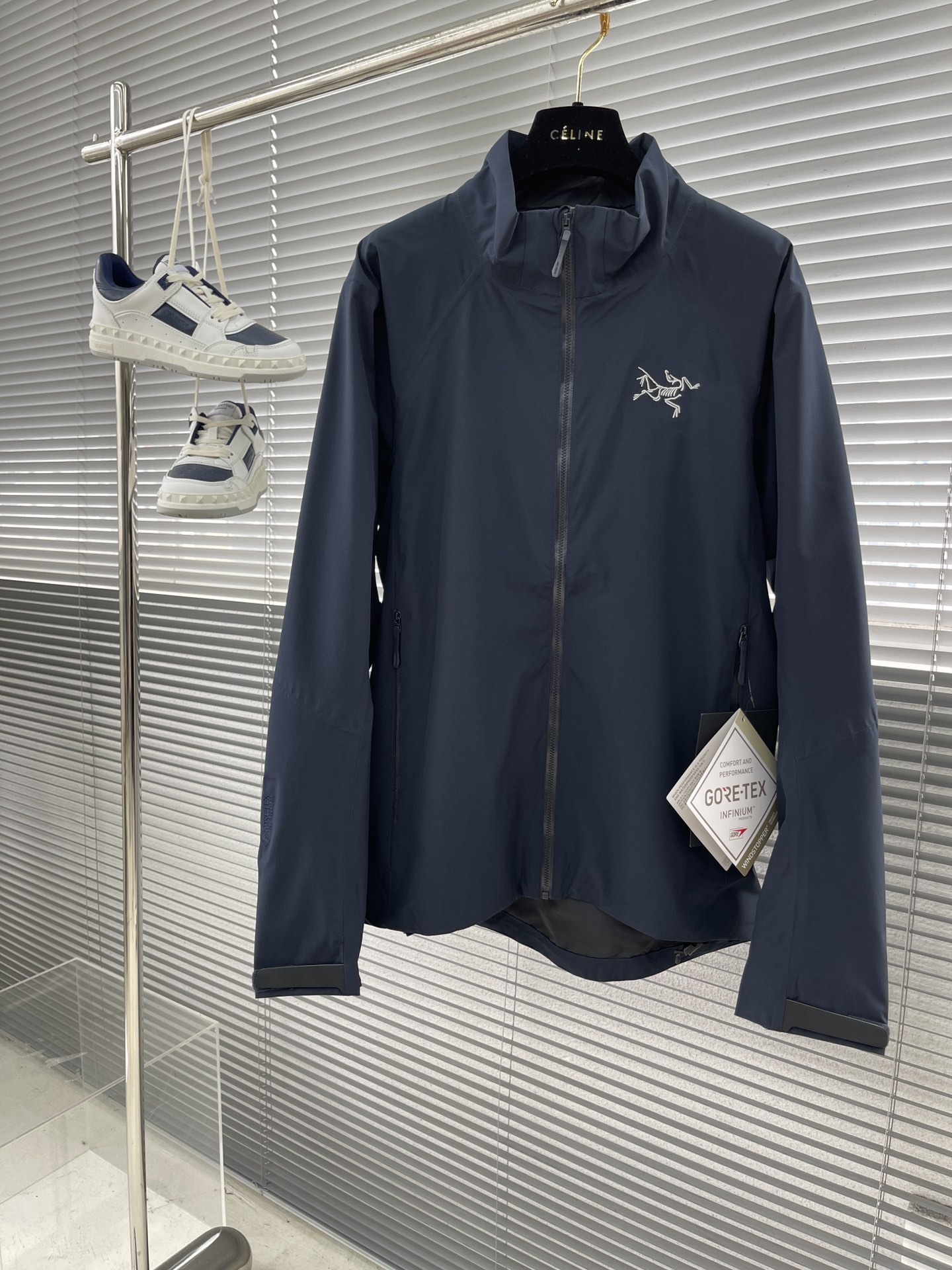 아크테릭스 ARC'TERYX 재킷