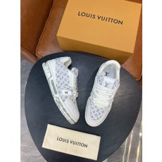 루이비통 Louis Vuitton 스니커즈