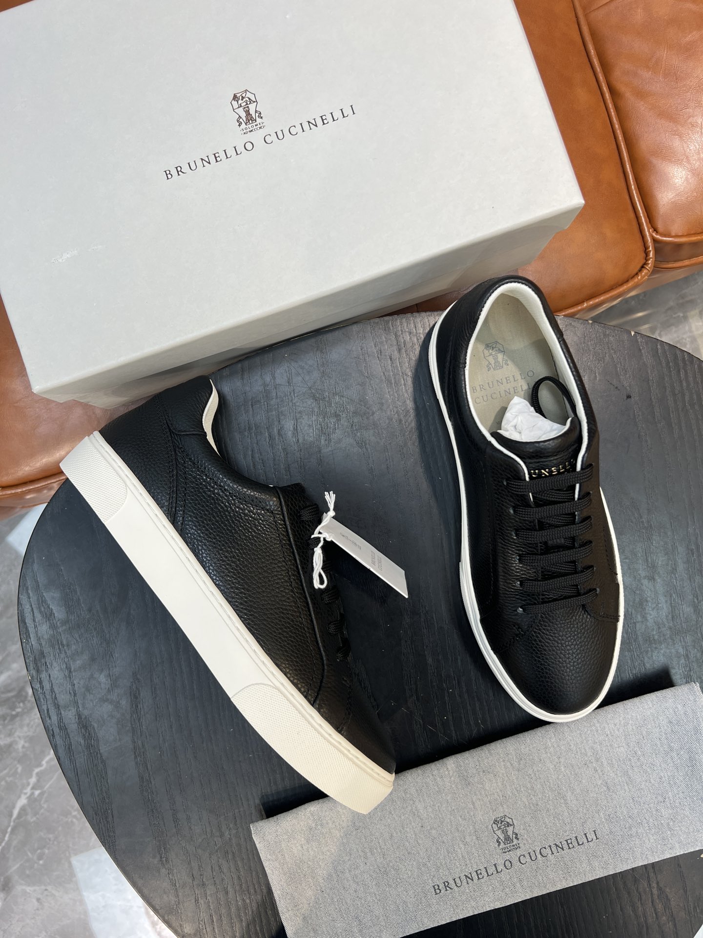 Brunello Cucinelli 스니커즈