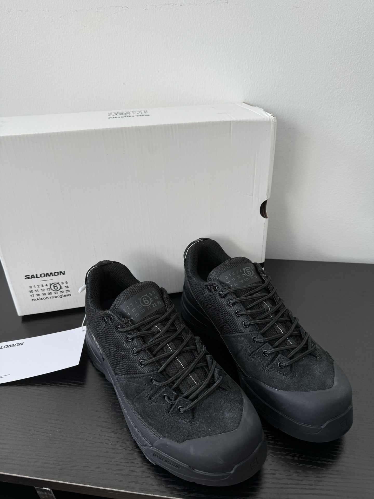 살로몬 Salomon 스니커즈