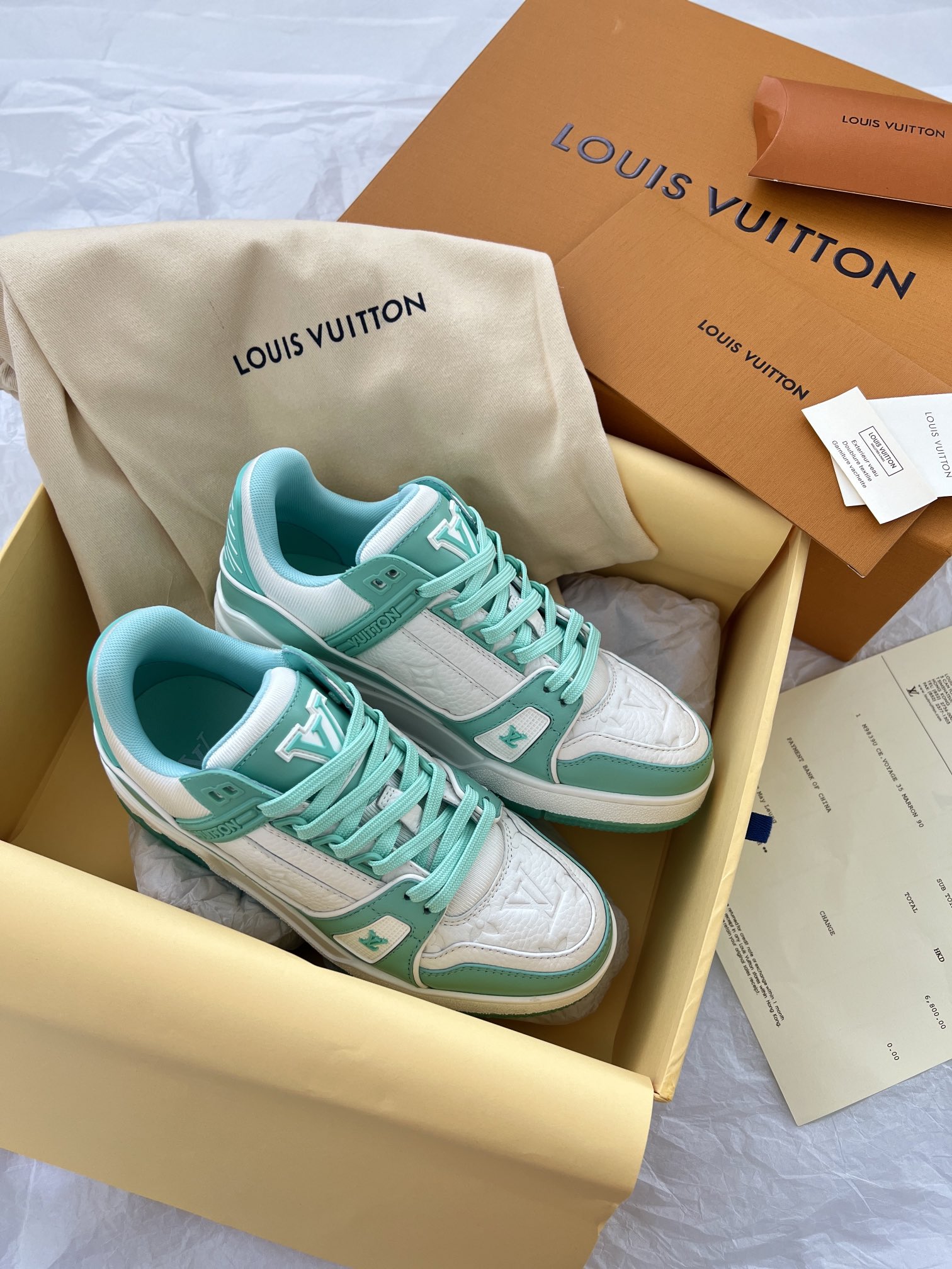 루이비통 Louis Vuitton 스니커즈