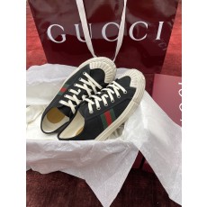 구찌 Gucci 스니커즈