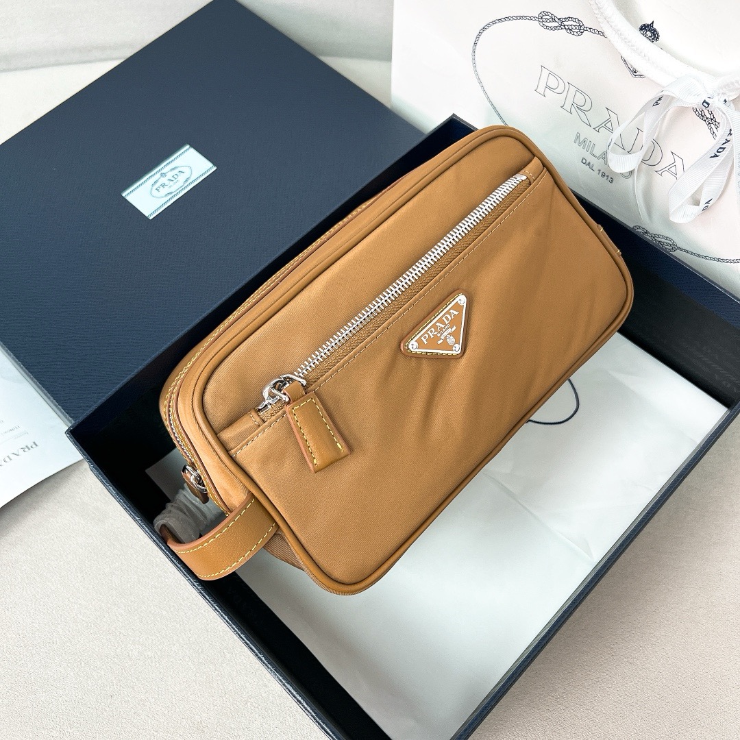 프라다 Prada 2NA819 파우치 22CM