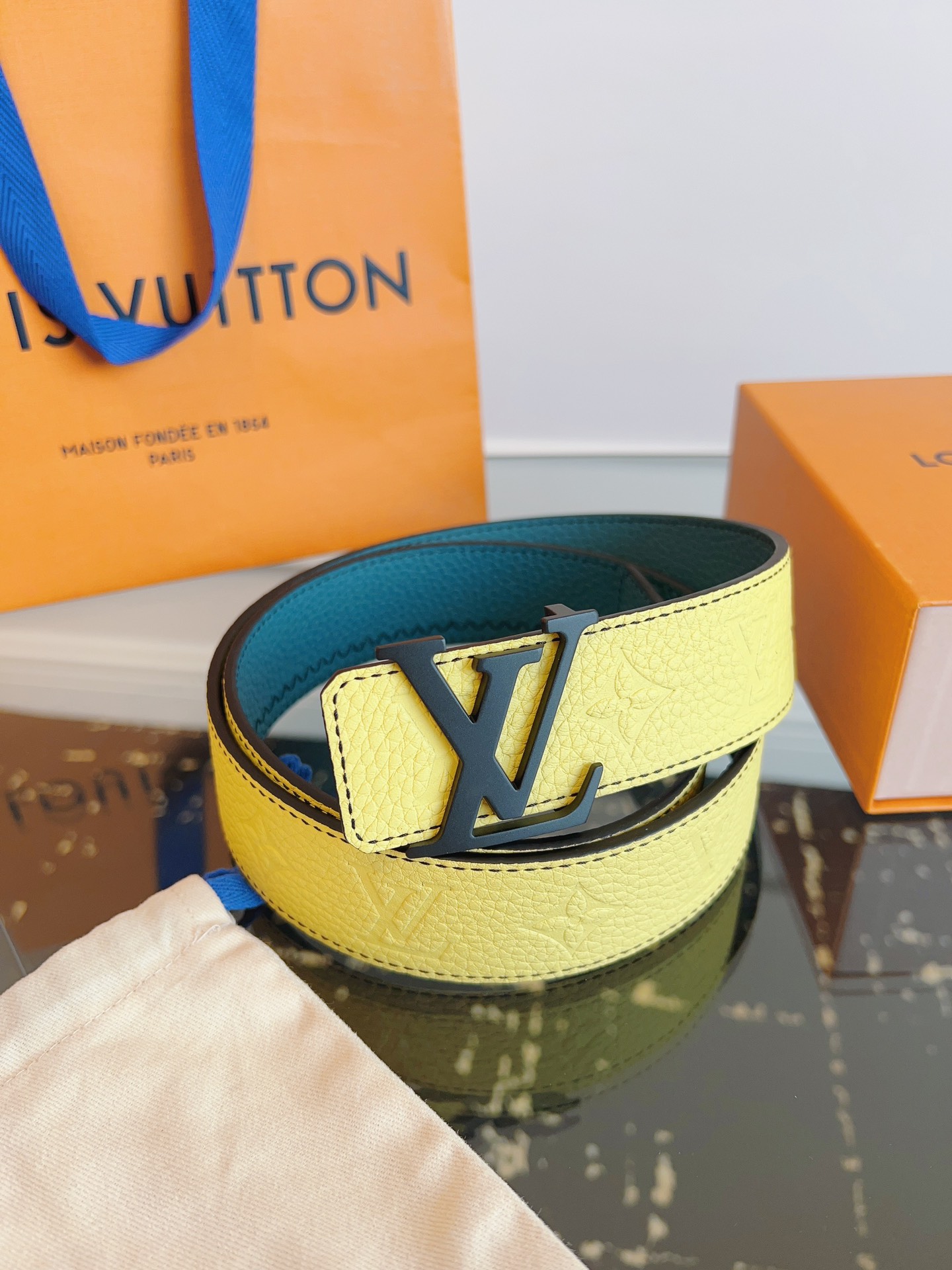 루이비통 Louis Vuitton 벨트 40mm