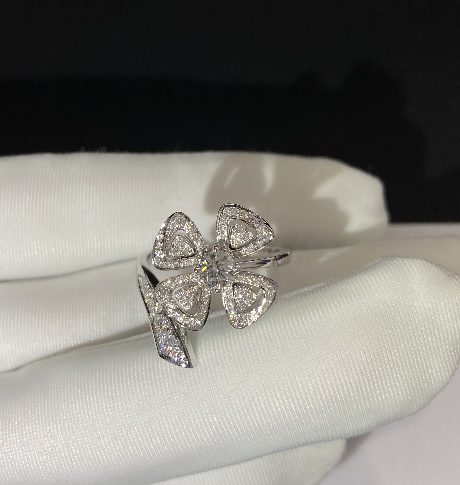 불가리 Bvlgari Fiorever 반지