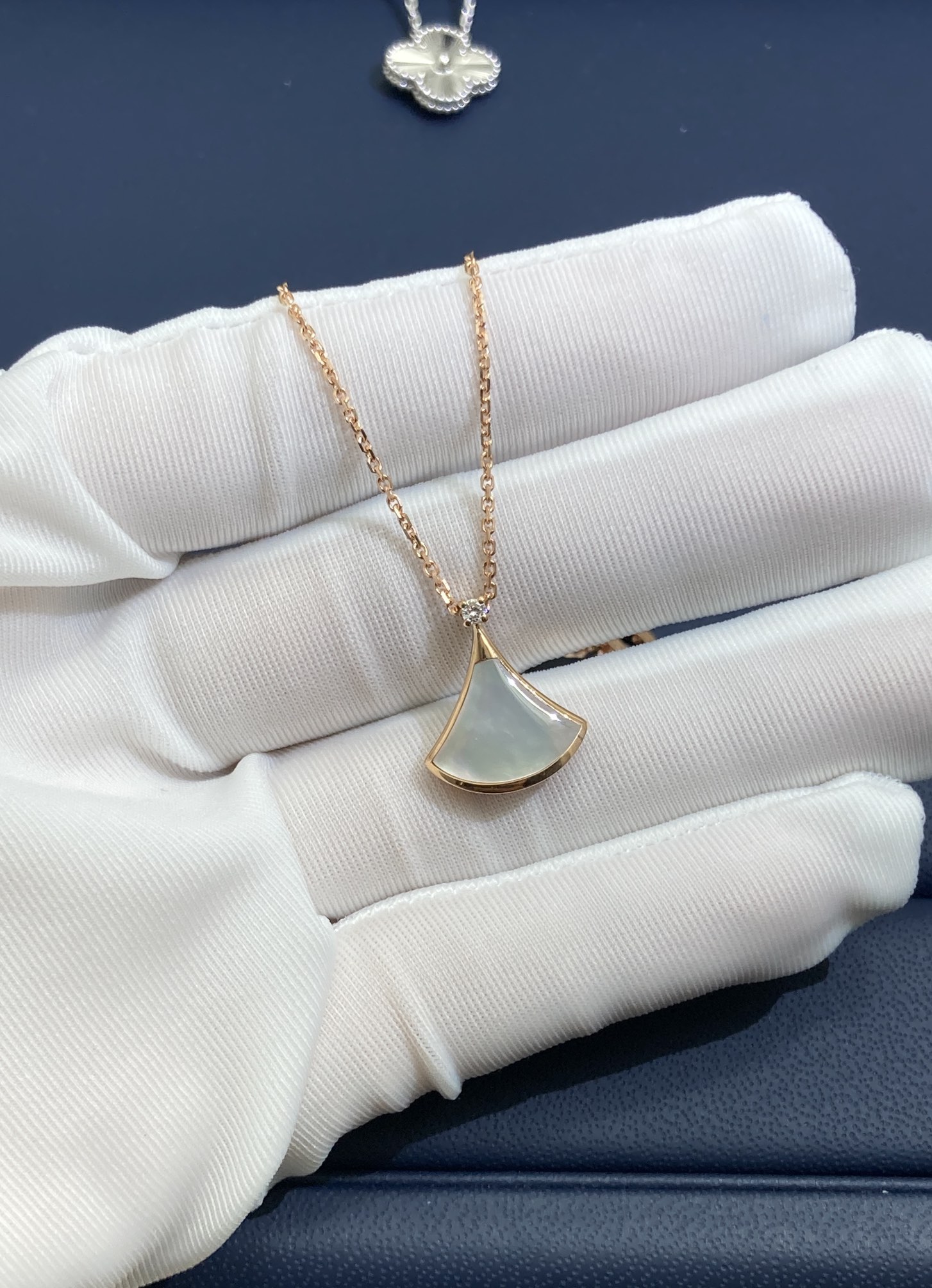 불가리 Bvlgari DIVAS’ DREAM 디바스 드림 목걸이