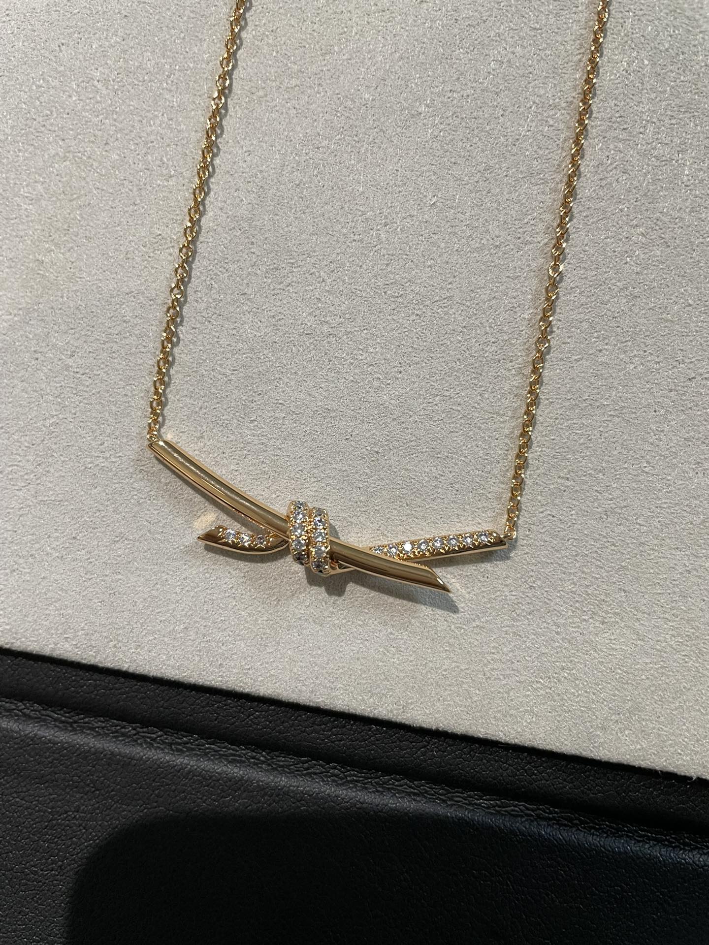 티파니 Tiffany&Co knot  목걸이