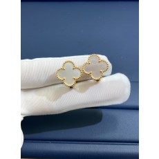 반클리프 Van Cleef & Arpels 스위트 알함브라 Sweet Alhambra 귀걸이