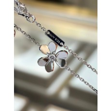 반클리프 Van Cleef & Arpels 팔찌