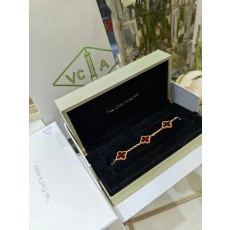 반클리프 Van Cleef & Arpels 팔찌