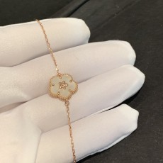 반클리프 Van Cleef & Arpels 팔찌