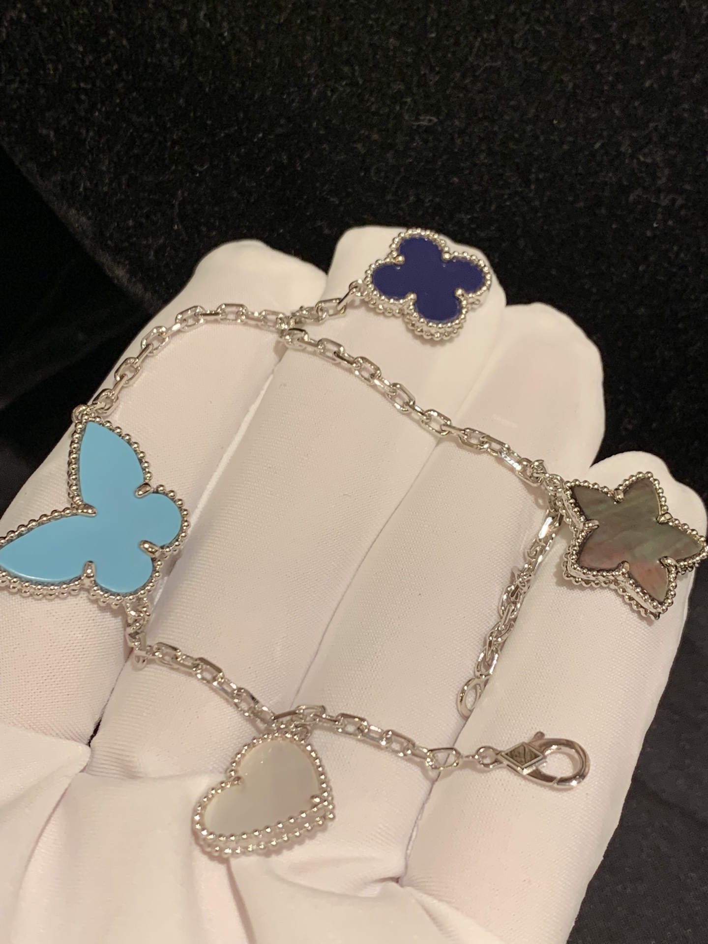 반클리프 Van Cleef & Arpels 팔찌