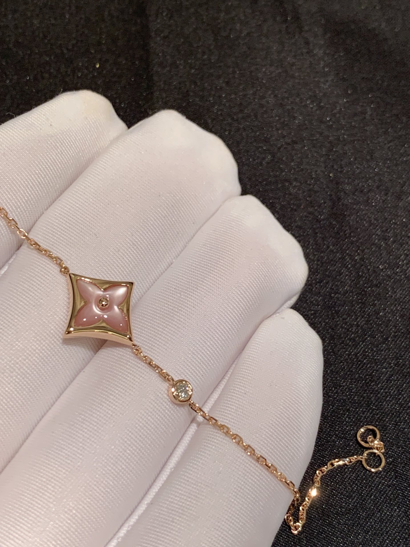루이 비통 Louis Vuitton 팔찌