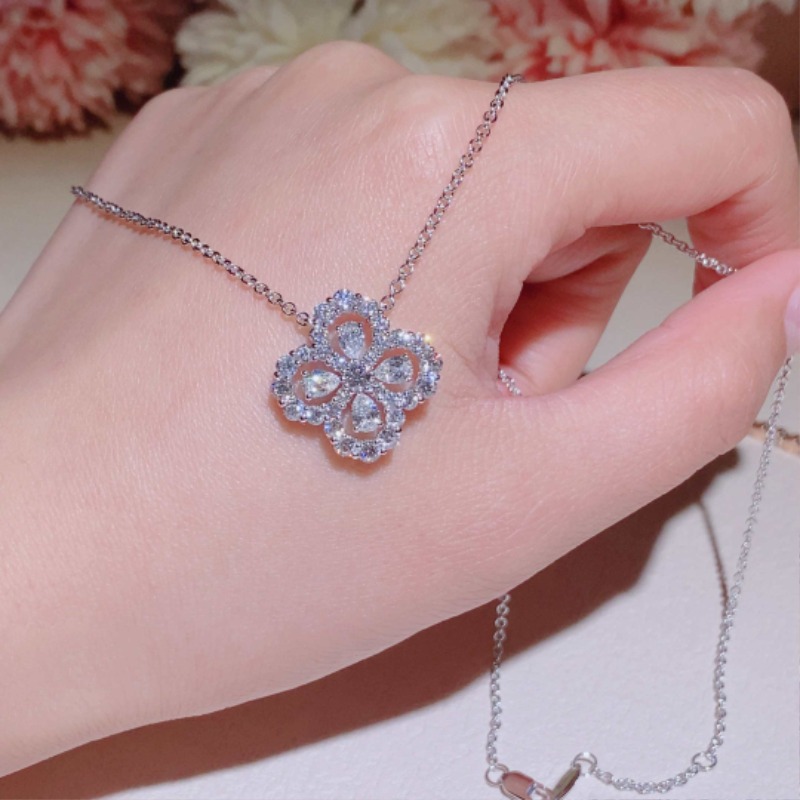 부첼라티 Buccellati 목걸이