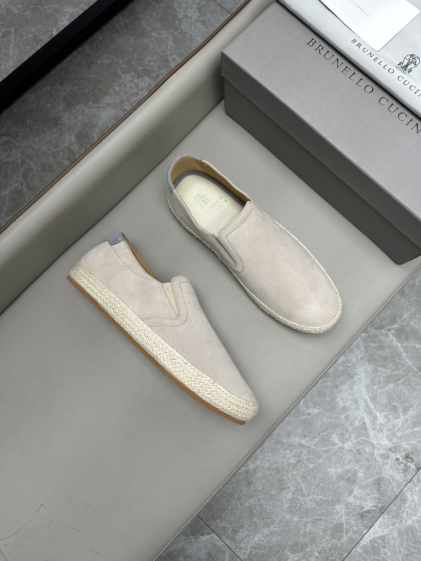 Brunello Cucinelli 스니커즈