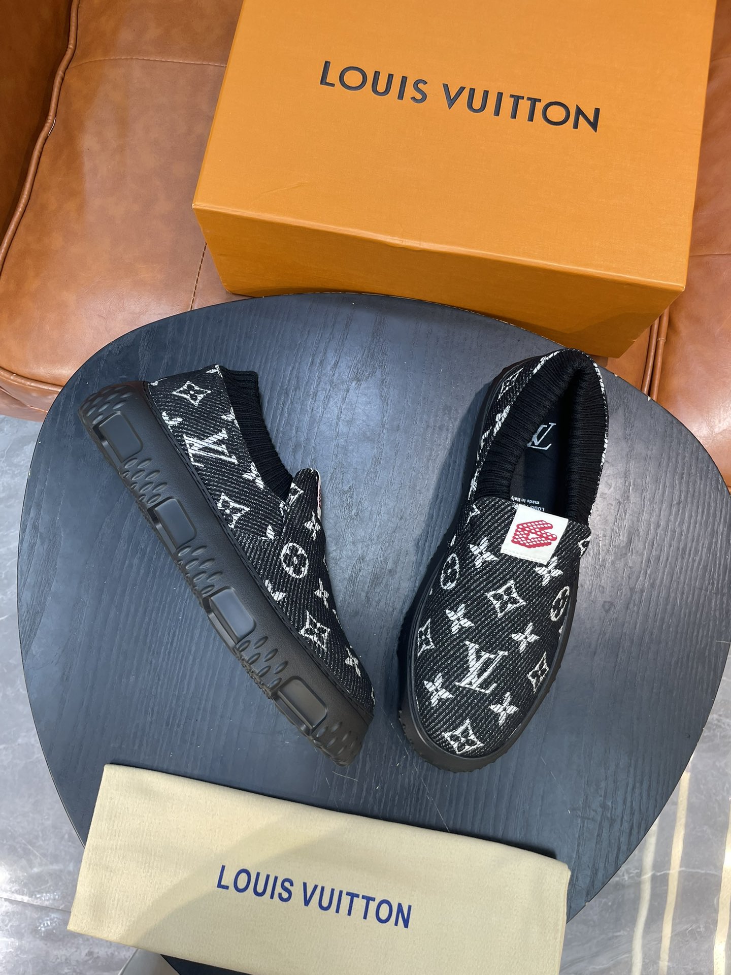 루이비통 Louis Vuitton 스니커즈