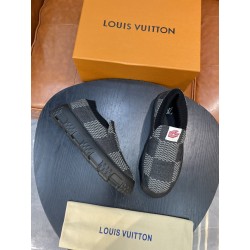 루이비통 Louis Vuitton 스니커즈