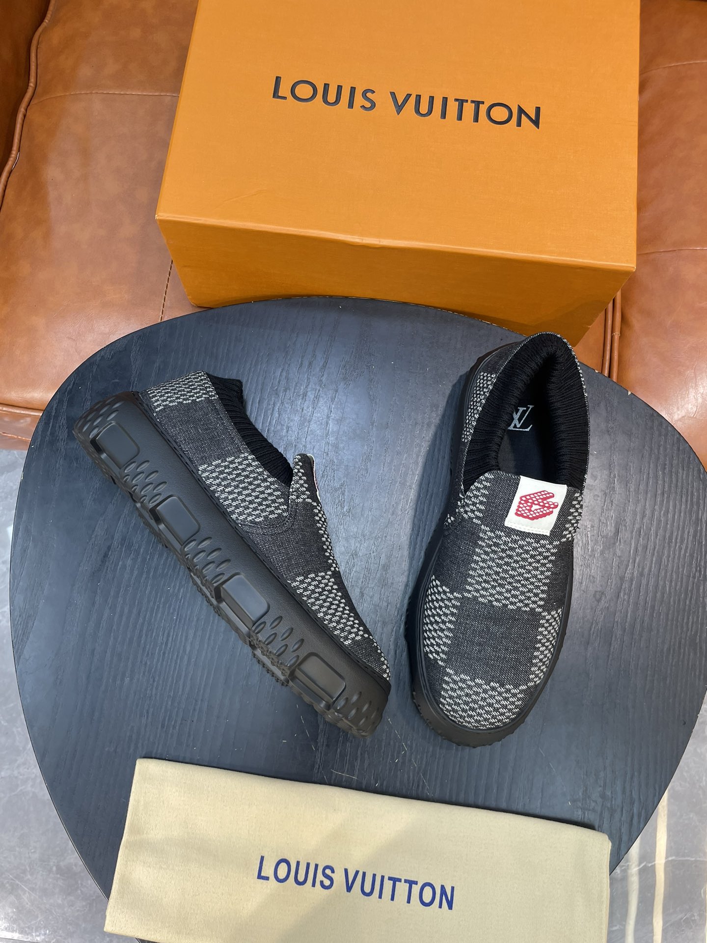 루이비통 Louis Vuitton 스니커즈