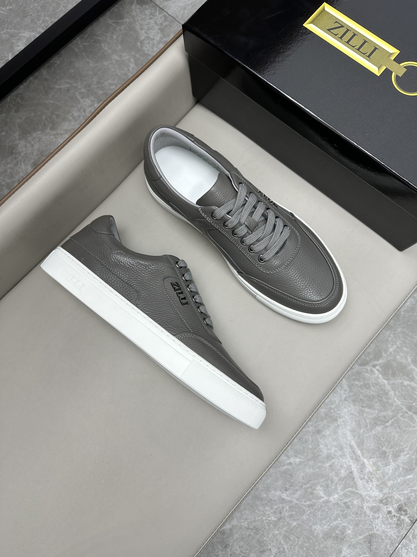 zilli 스니커즈
