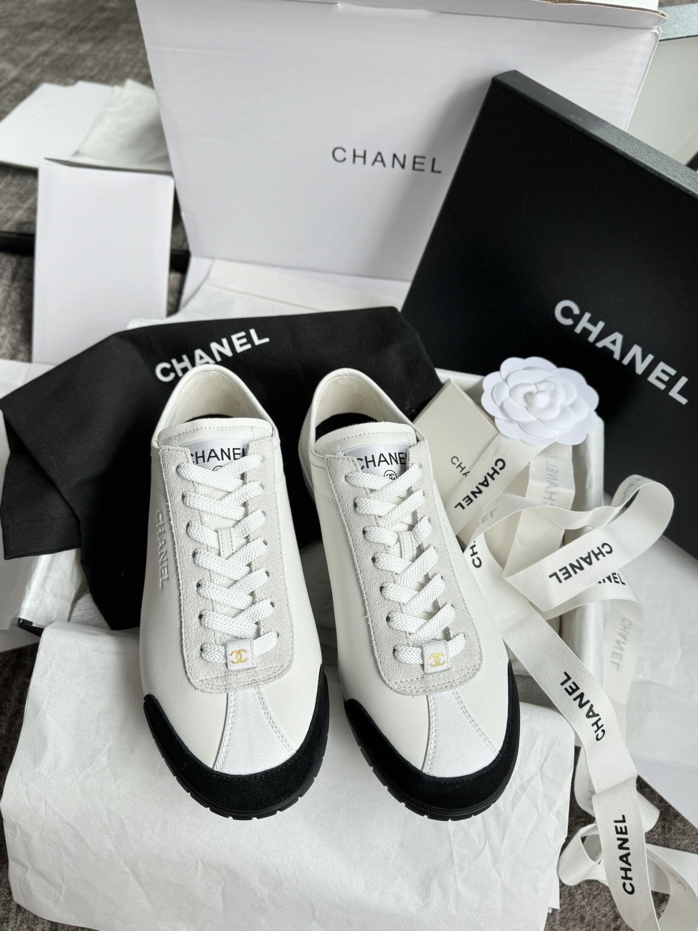 샤넬 CHANEL 스니커즈