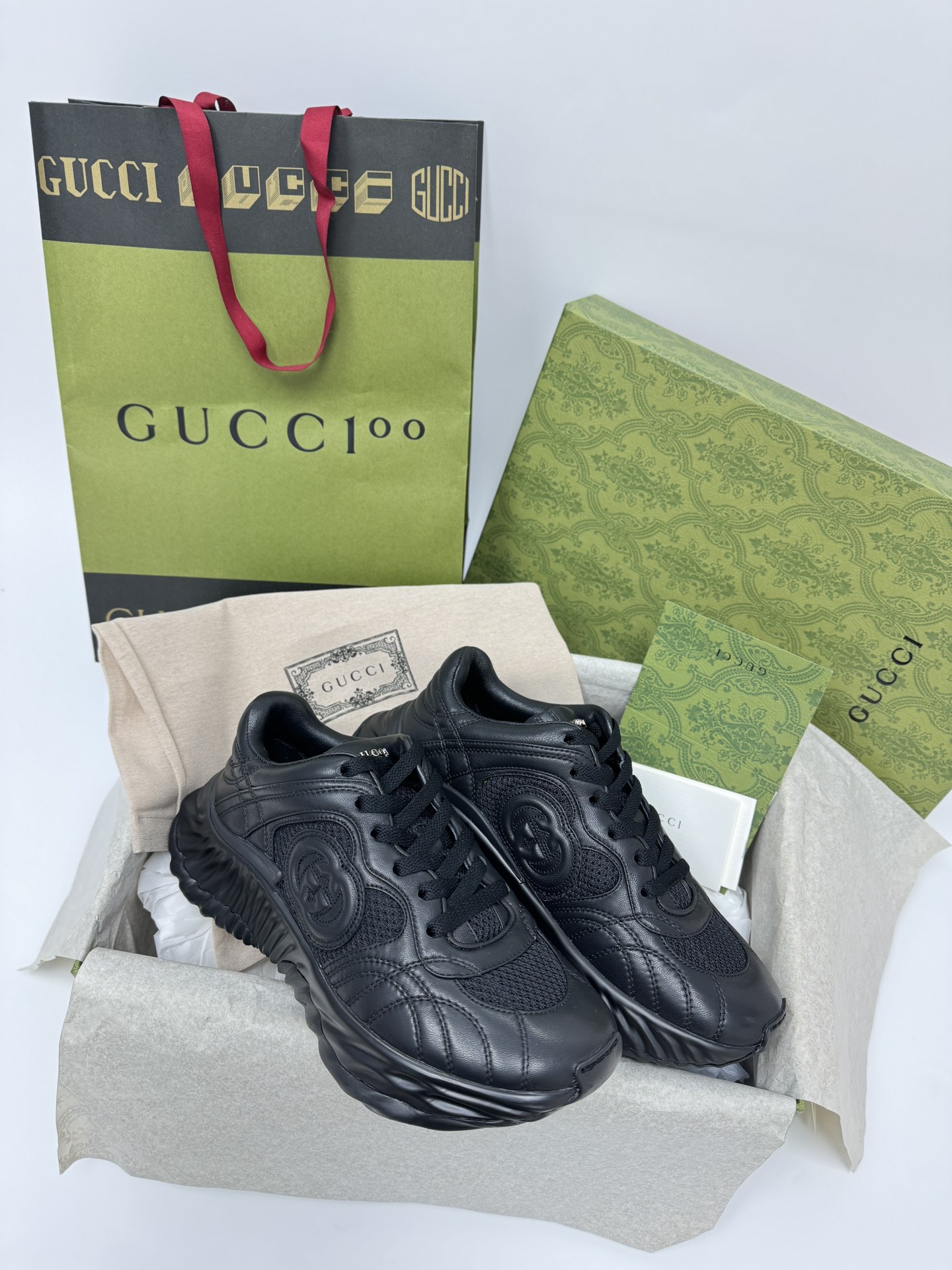 구찌 Gucci 스니커즈