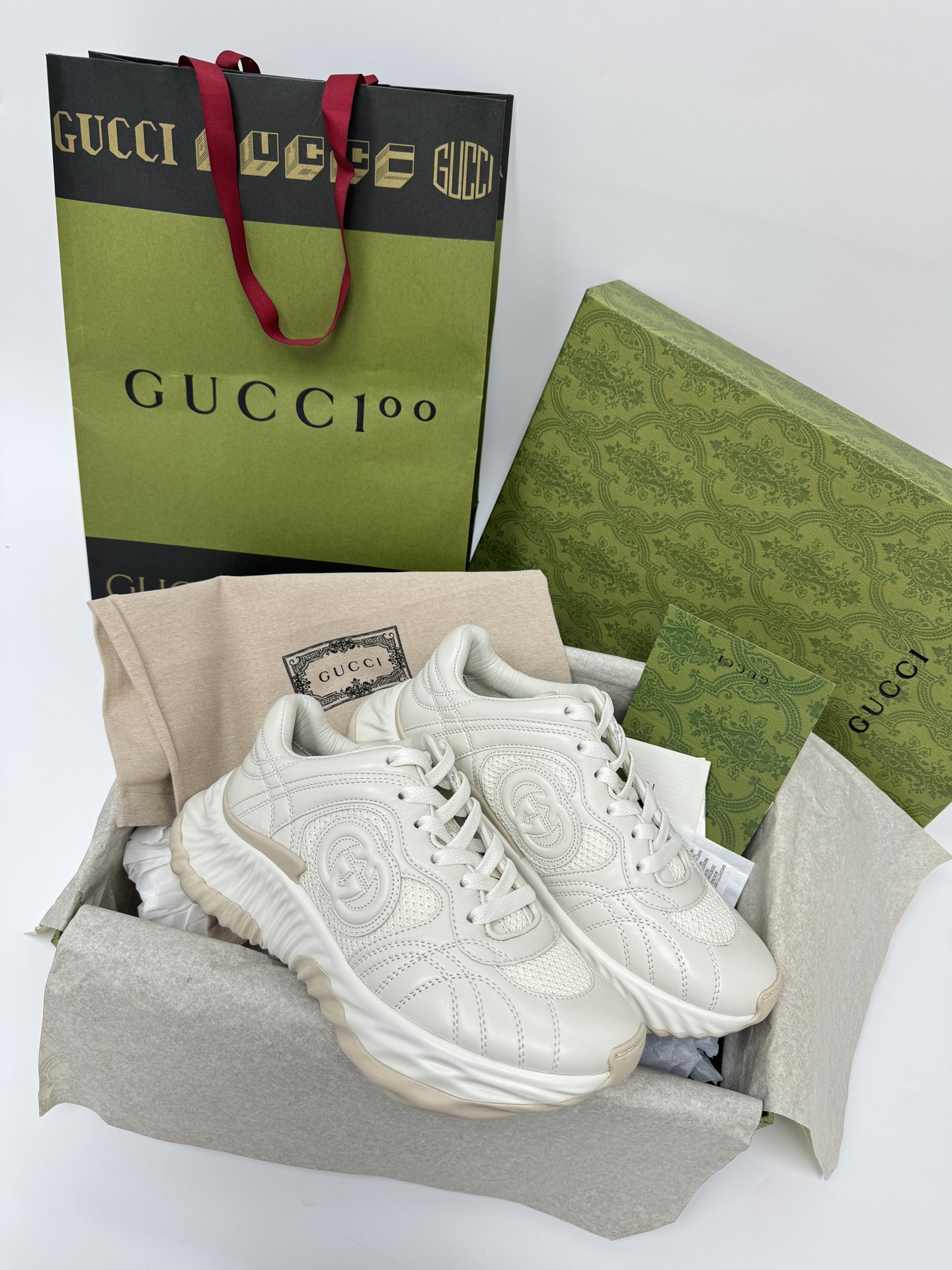 구찌 Gucci 스니커즈