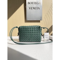 보테가 베네타 Bottega Veneta 크로스 백 680255