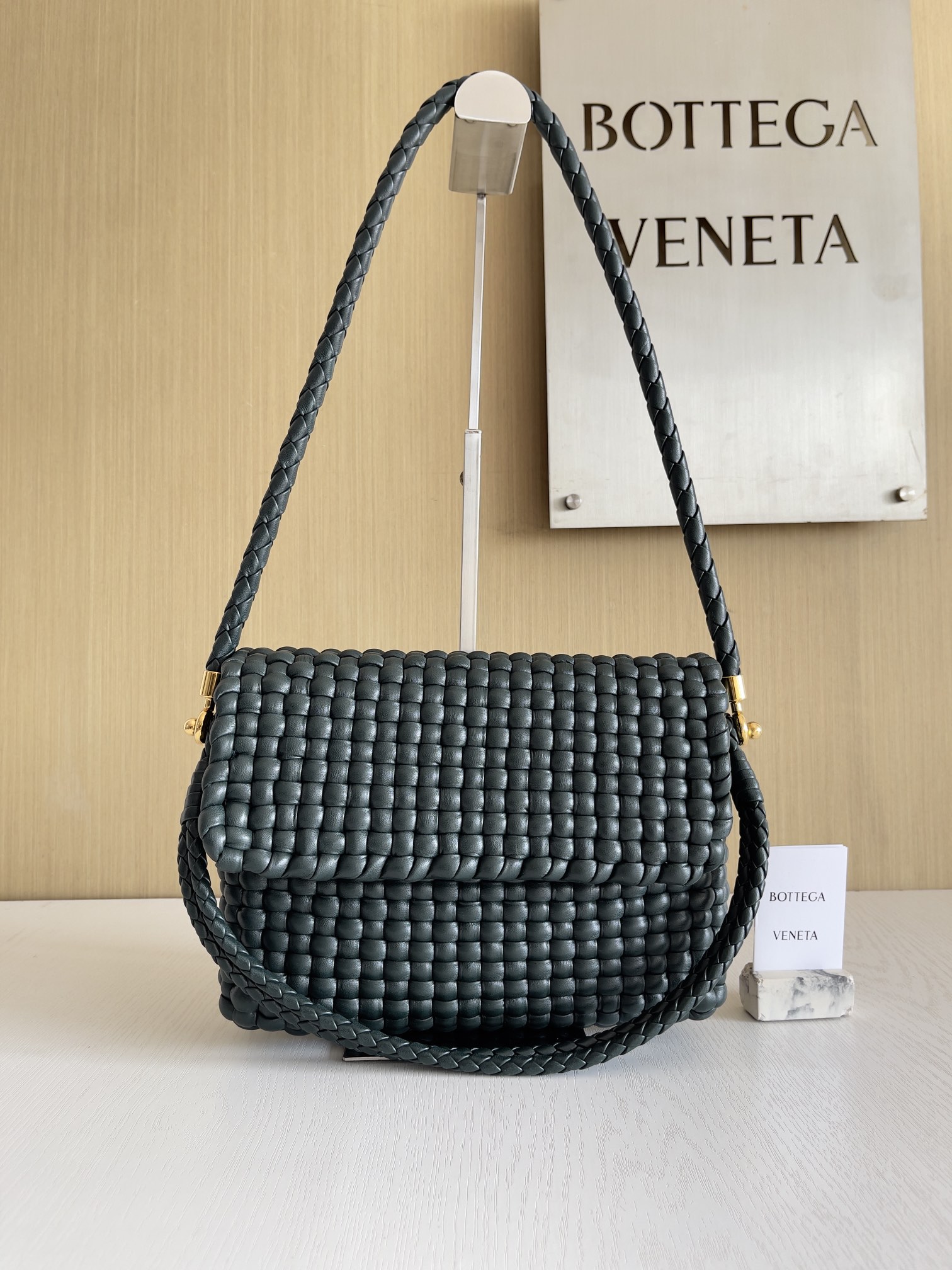 보테가베네타 Bottega Veneta Swing 764073