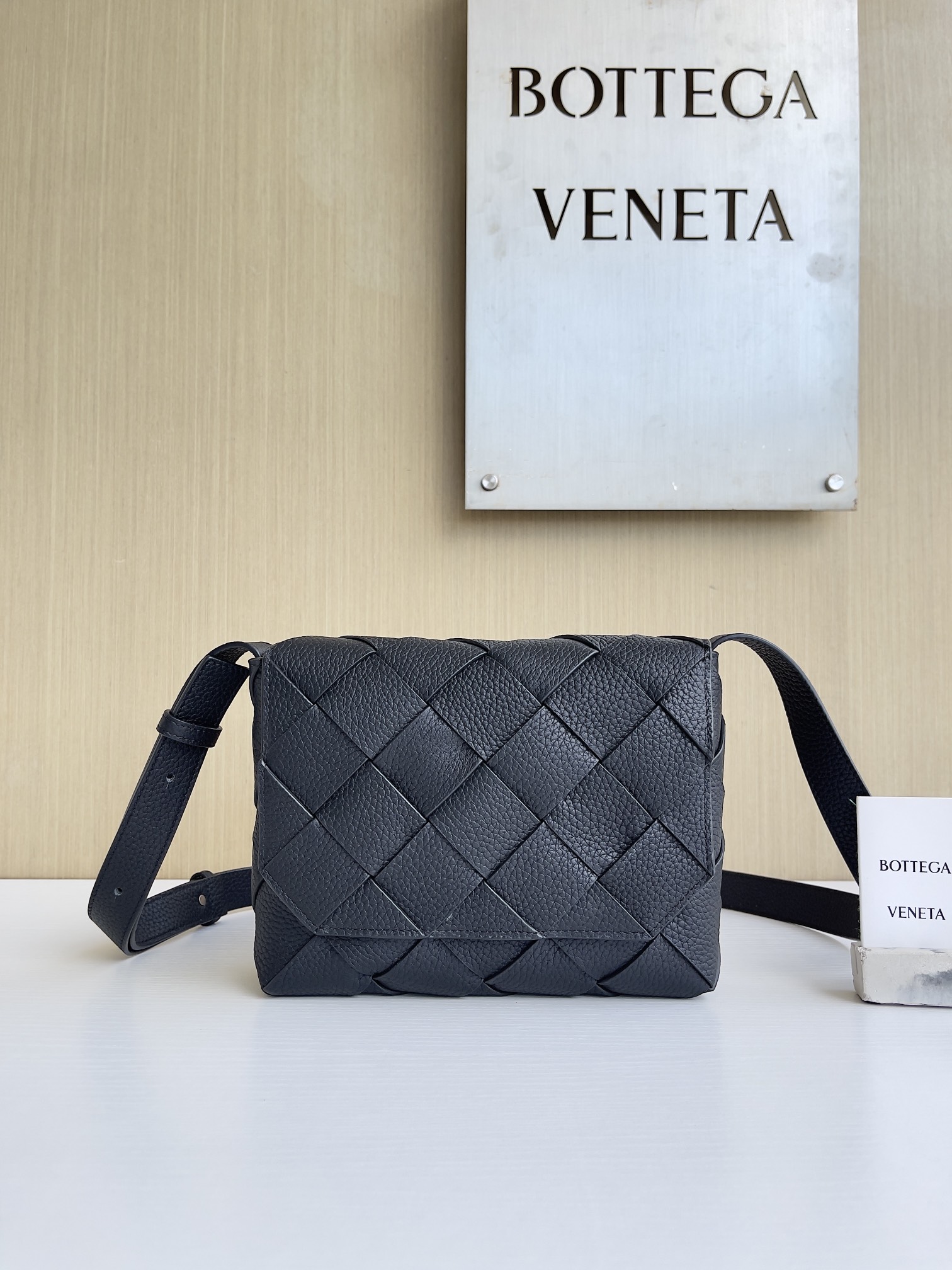 보테가 베네타 Bottega Veneta Diago 크로스 백 795637