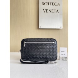 보테가베네타 Bottega Veneta Intrecciato 클러치 777390