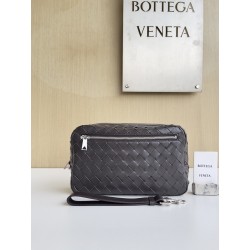 보테가베네타 Bottega Veneta Intrecciato 클러치 777390