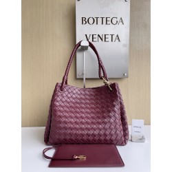 보테가베네타 Bottega Veneta  Parachute 토트 백 709683