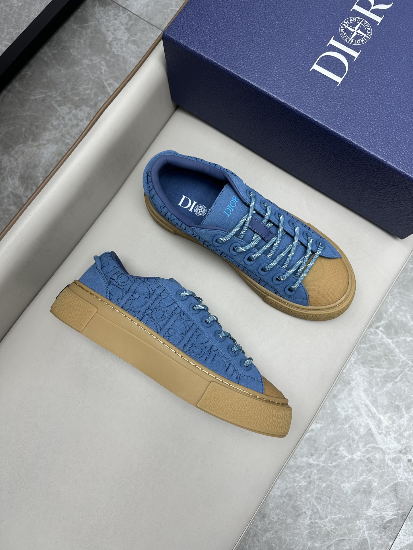 프라다 Prada 스니커즈