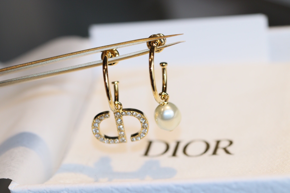디올 Dior 귀걸이