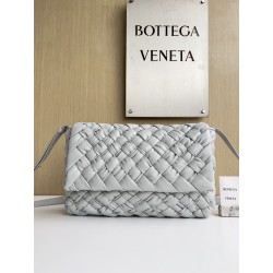 보테가 베네타 Bottega Veneta  크로스 백 776519