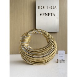 보테가베네타 Bottega Veneta Mini Jodie 탑 핸들백 755540