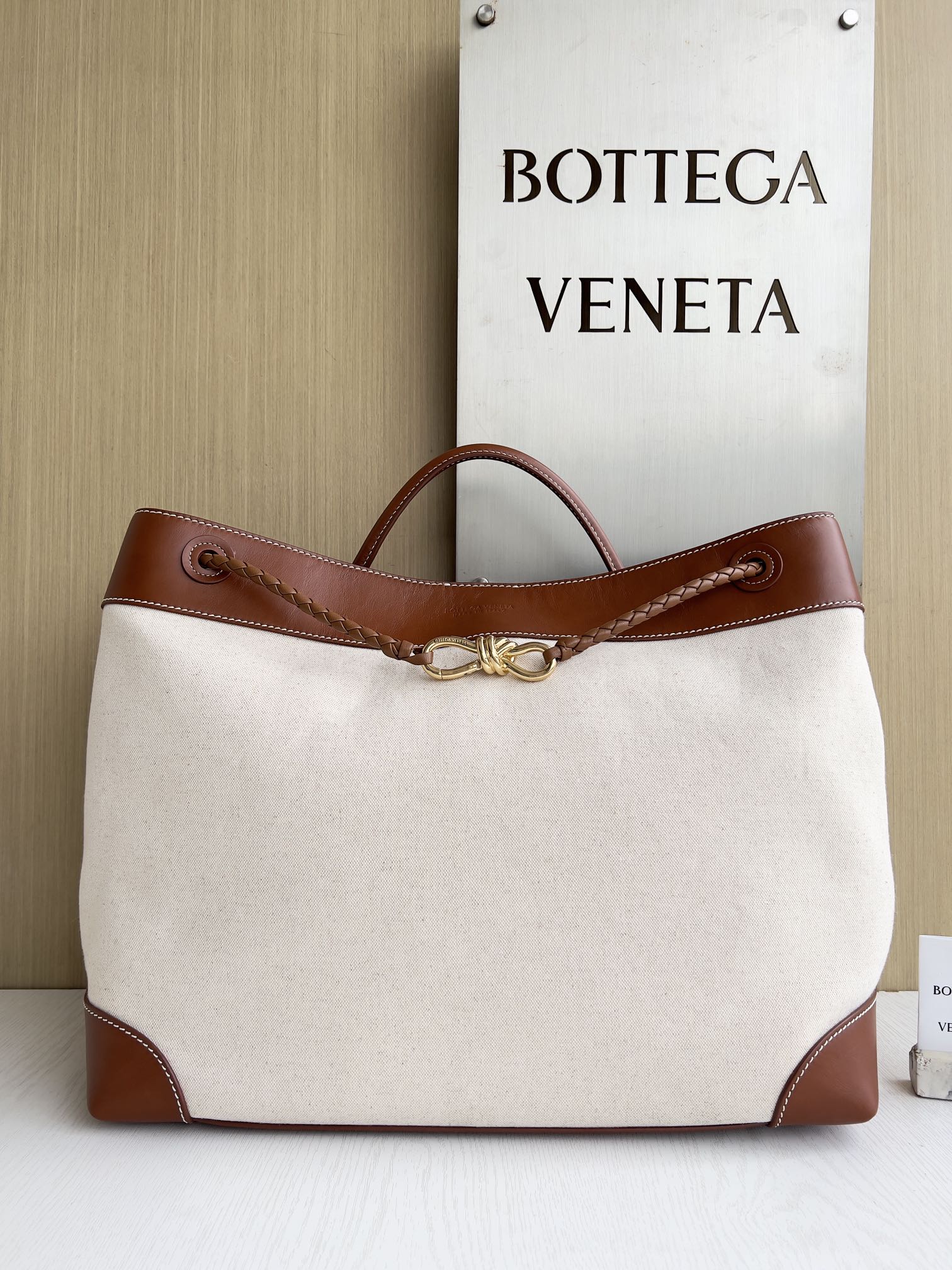 보테가베네타 Bottega Veneta Andiamo 토트 백 786194