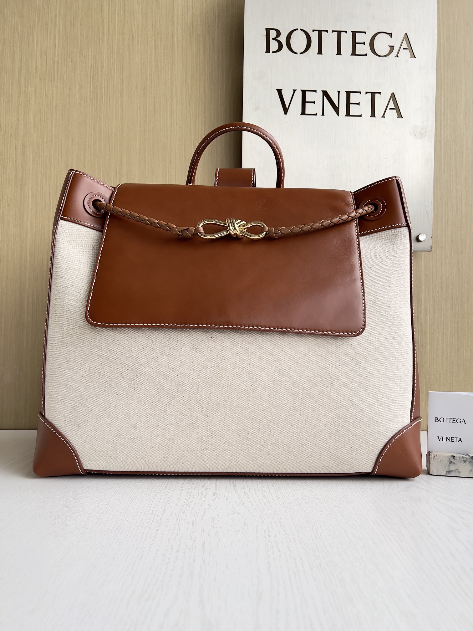 보테가베네타 Bottega Veneta Andiamo 789039 40cm