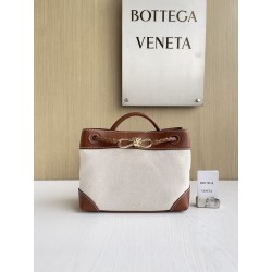 보테가베네타 Bottega Veneta Andiamo 토트 백 791594