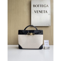 보테가베네타 Bottega Veneta Andiamo 토트 백 791594