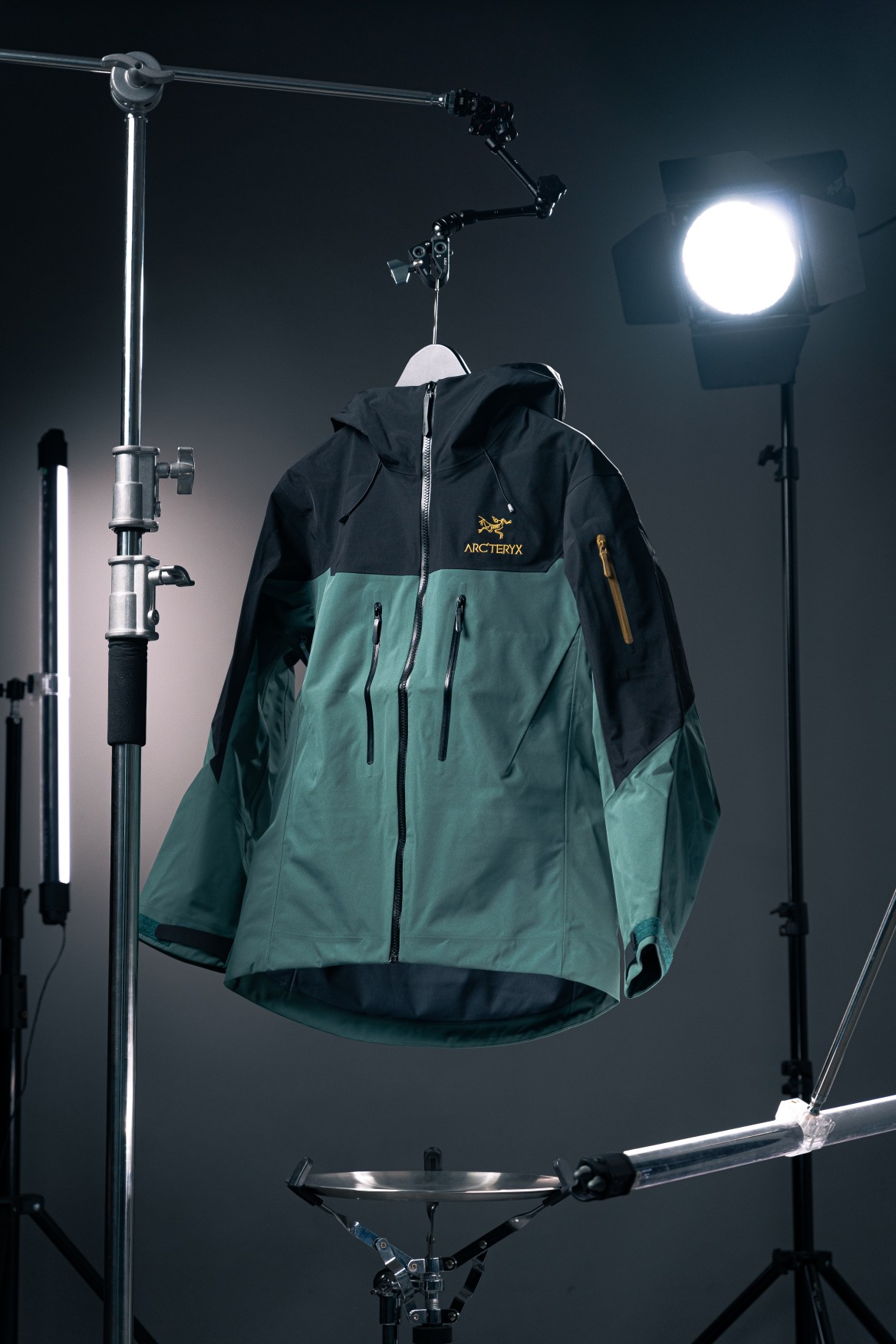 아크테릭스 ARC'TERYX 재킷 7th generation Black Gold Green