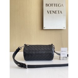 보테가베네타 Bottega Veneta MINI 버킷 백 680218