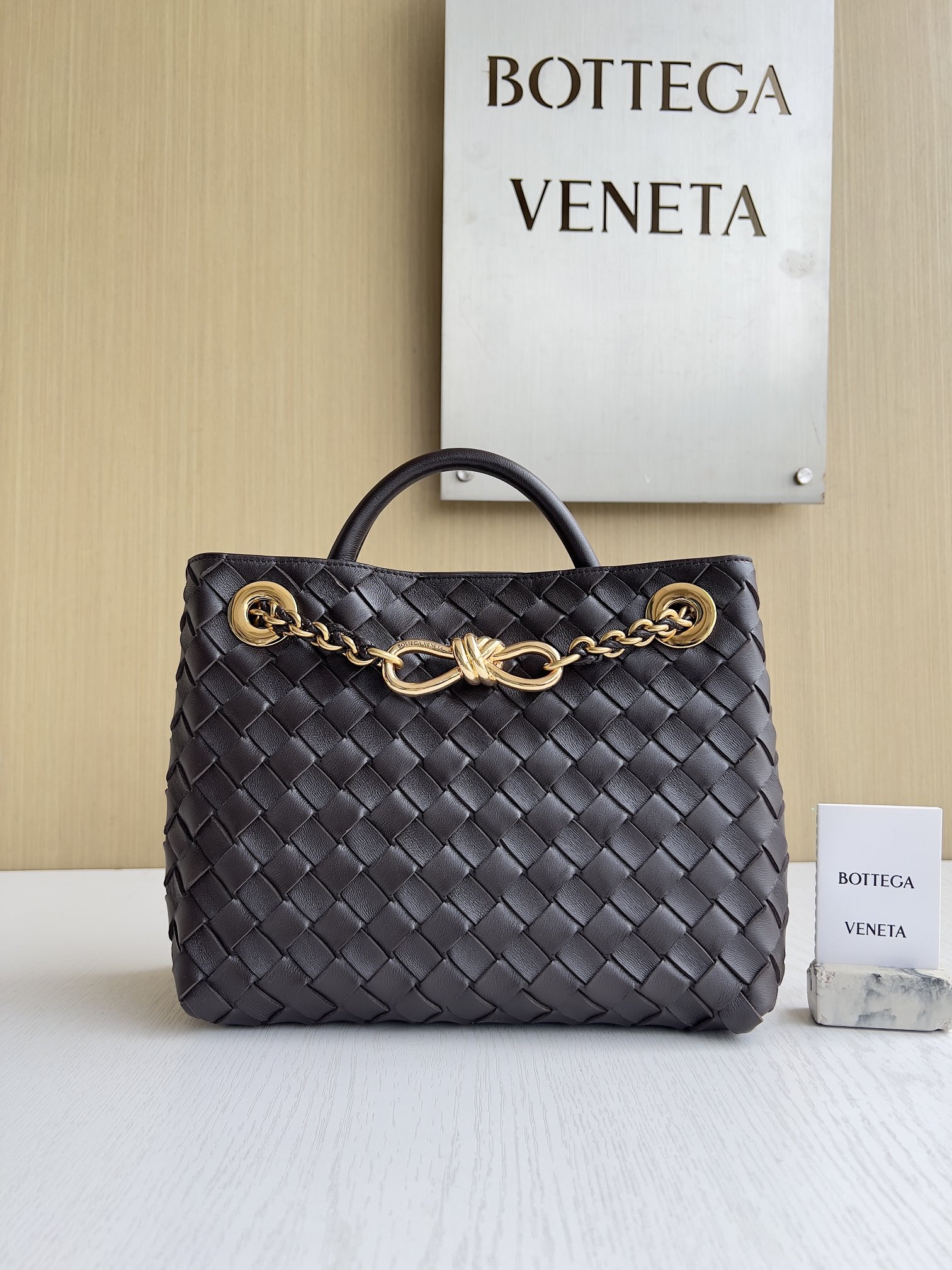 보테가베네타 Bottega Veneta Andiamo 토트 백 786008