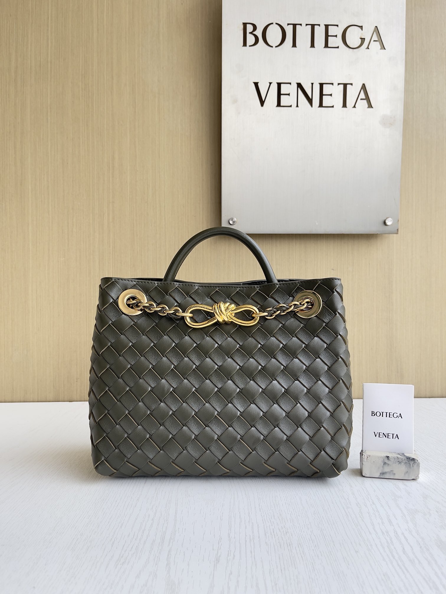 보테가베네타 Bottega Veneta Andiamo 토트 백 786008