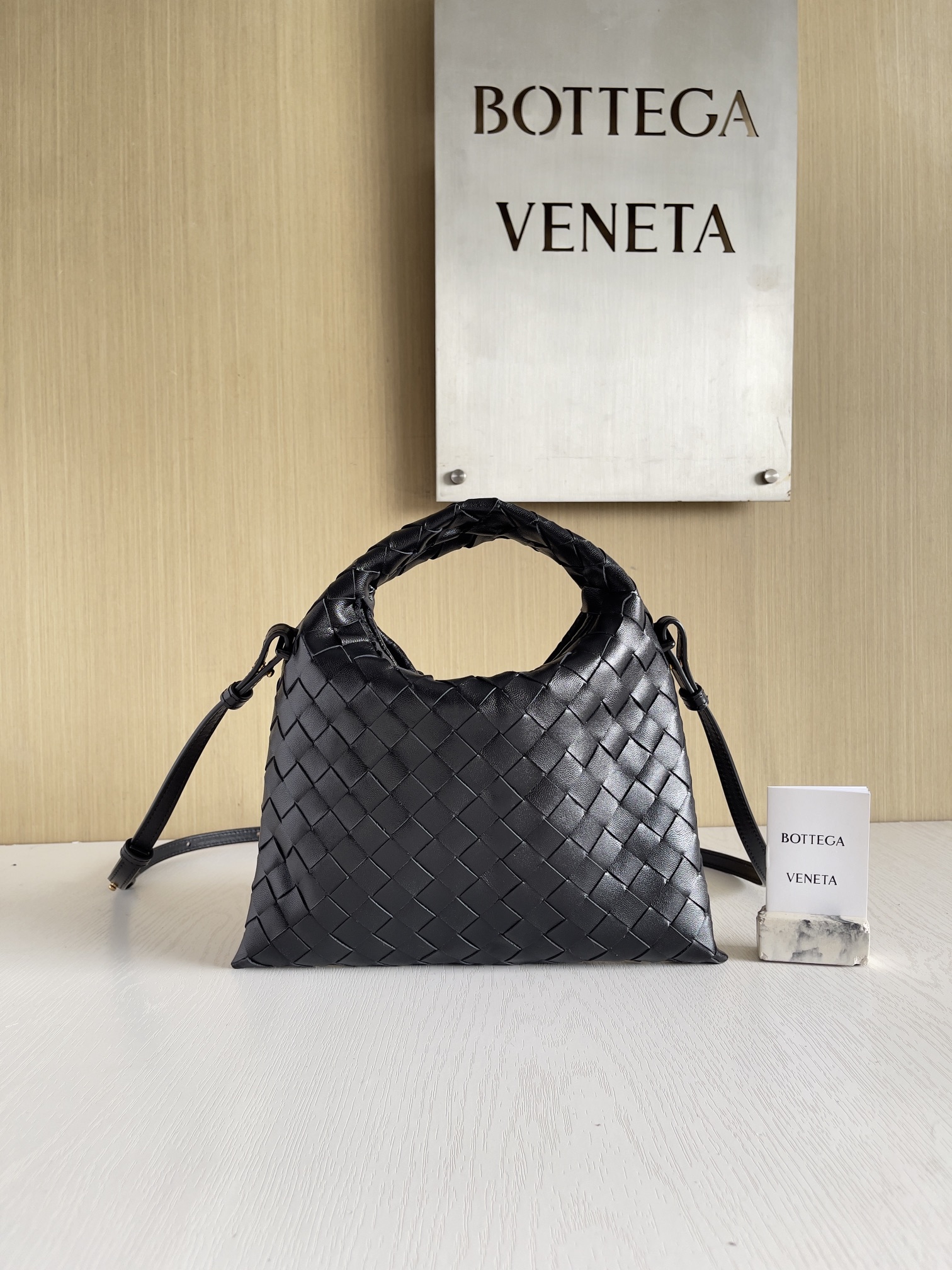 보테가 베네타 Bottega Veneta MINI Hop 크로스 백 777586