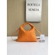 보테가 베네타 Bottega Veneta MINI Hop 크로스 백 777586