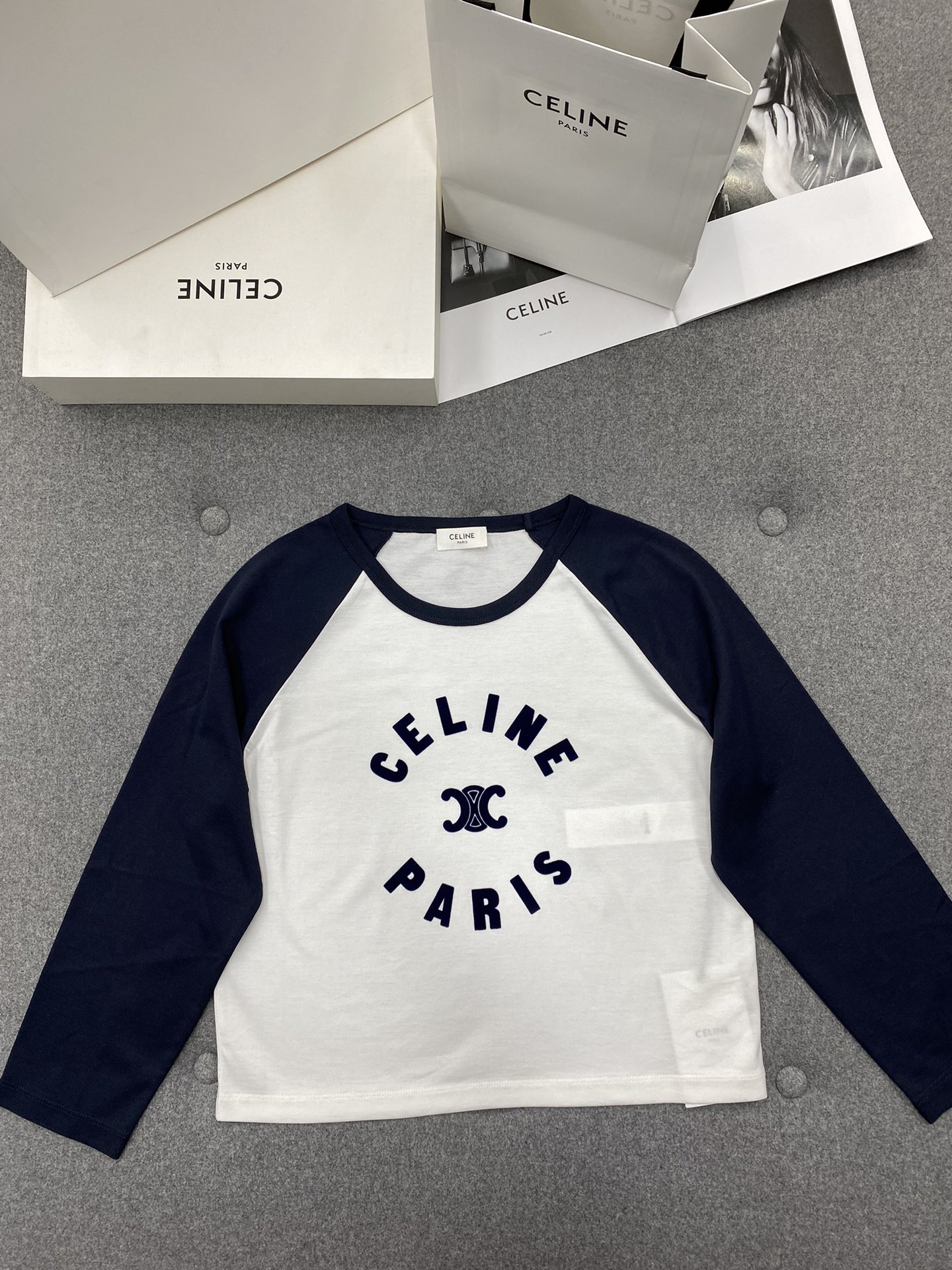 셀린느 CELINE 긴팔 티셔츠