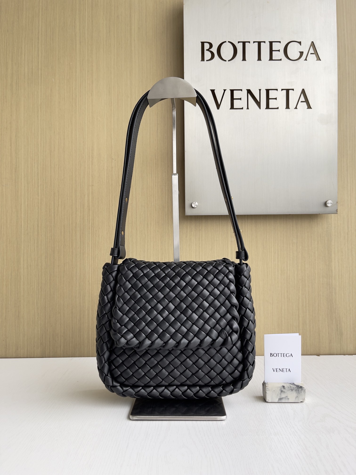 보테가베네타 Bottega Veneta MINI Cobble 숄더백 763970