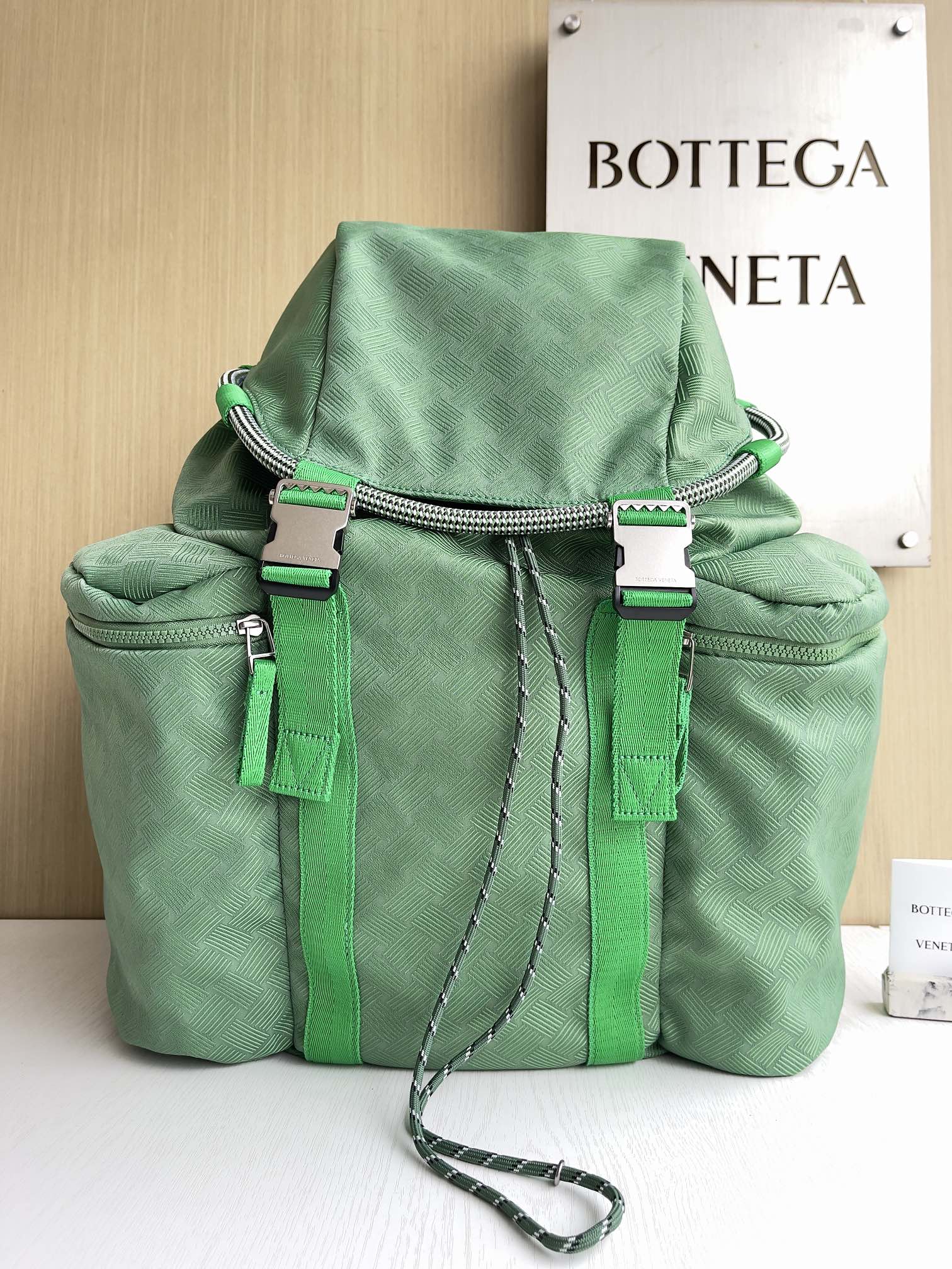 보테가베네타 Bottega Veneta 백팩 718085